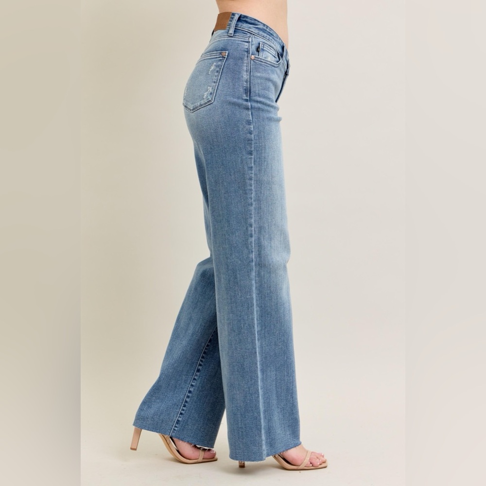 Judy Blue Full Size V - Front Baggy Jeans Plus Size - Picture 4 of 11